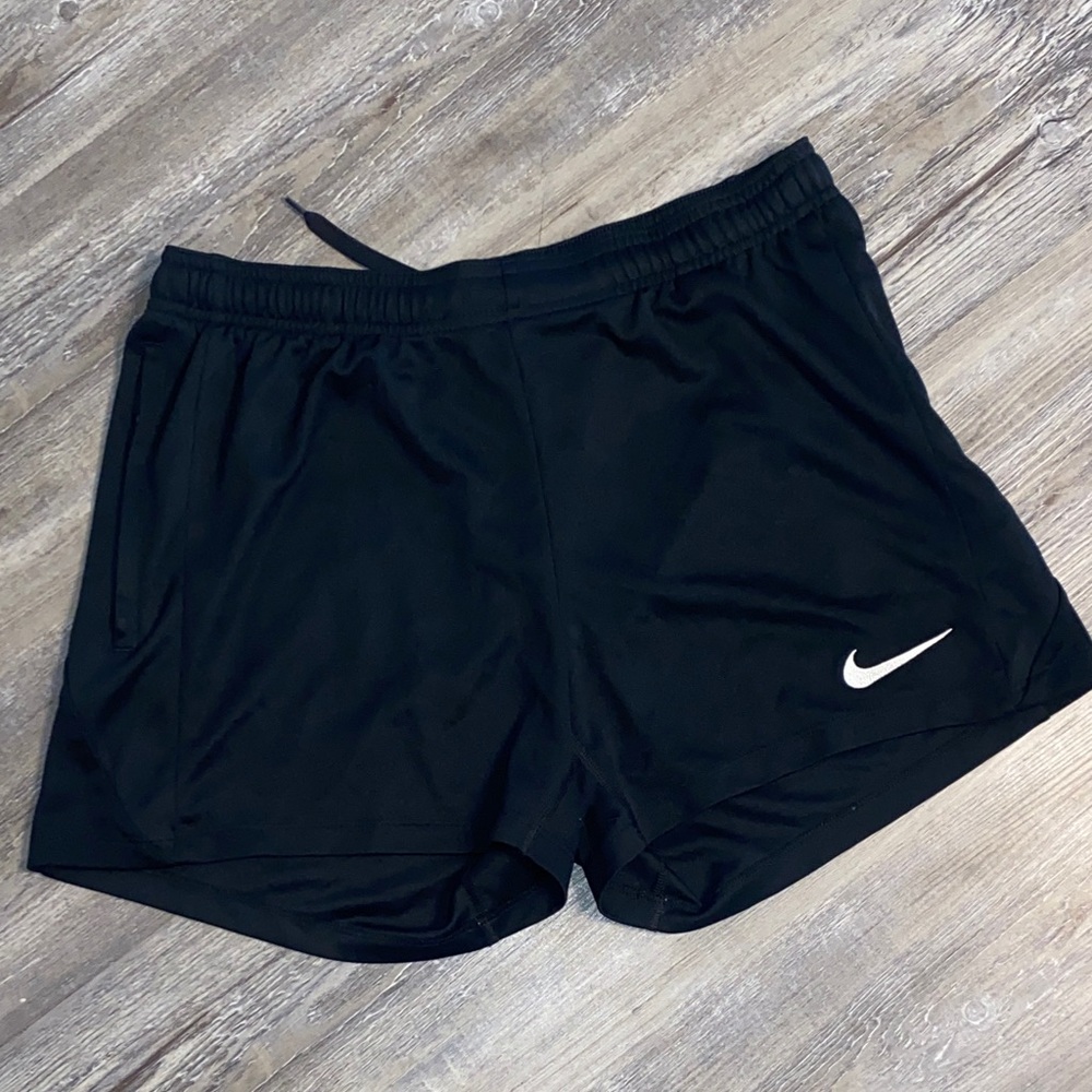 EUC NIKE Dri-Fit Pull On Stretchy Active Shorts M
